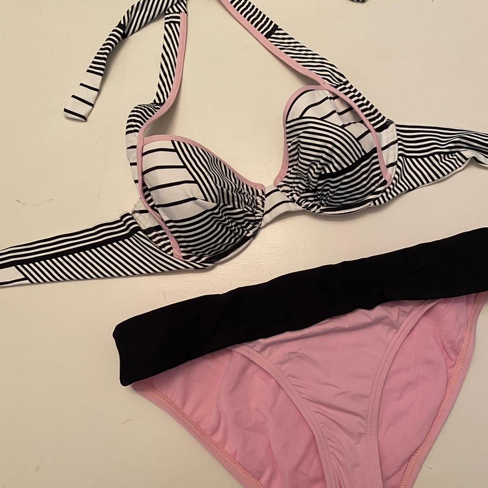 Tommy Bahama Bikini Set